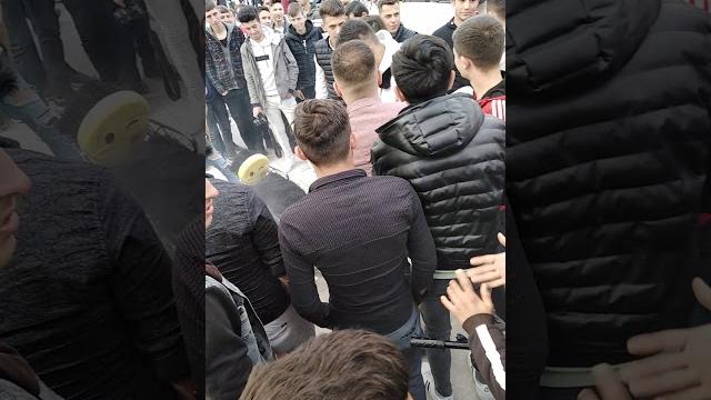 Burcu oğur lasti̇k patlatiyor!!! Burcu oğur lasti̇k patlatiyor!!!