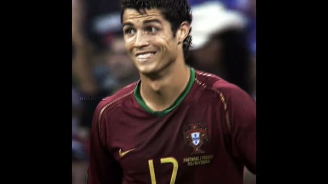 Zidane reacts ronaldo stepover skills Zidane reacts ronaldo stepover skills