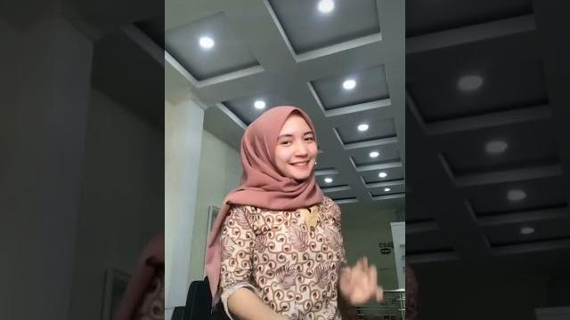 Awek melayu boss Awek melayu boss