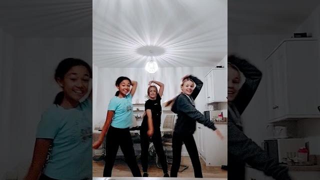 ️ california girls ️ #dance #veiws #video #views #flip #ytshorts #dancing #fyp #sass #friends ️ california girls ️ #dance #veiws #video #views #flip #ytshorts #dancing #fyp #sass #friends