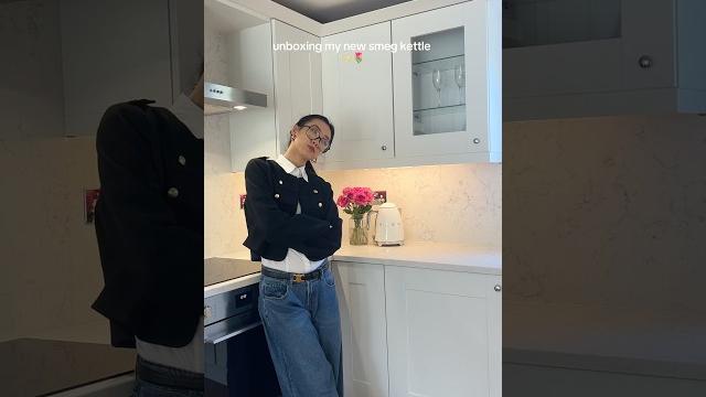 Unboxing my new smeg kettle #smegkettle #smeg #kitchenware #unboxing #kitchenorganization Unboxing my new smeg kettle #smegkettle #smeg #kitchenware #unboxing #kitchenorganization