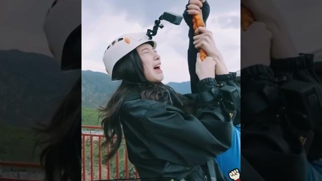 Supportive boyfriend alert #tao #yiyang #yangtao #yad Supportive boyfriend alert #tao #yiyang #yangtao #yad