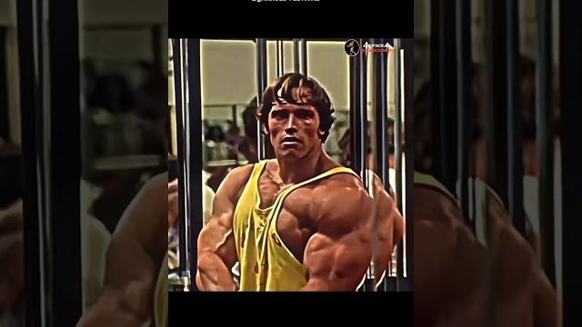 Arnold pose old bodybuilder gym motivation video #arnoldschwarzenegger #shorts #motivation #edit Arnold pose old bodybuilder gym motivation video #arnoldschwarzenegger #shorts #motivation #edit