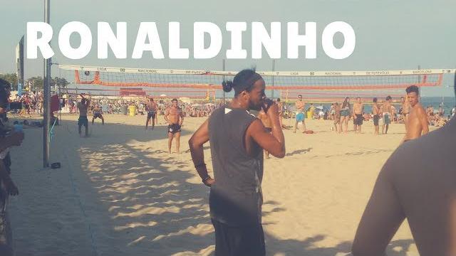 Ronaldinho plays footvolley in barcelona 2017 Ronaldinho plays footvolley in barcelona 2017