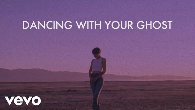 Sasha alex sloan - dancing with your ghost (lyric video) Sasha alex sloan - dancing with your ghost (lyric video)