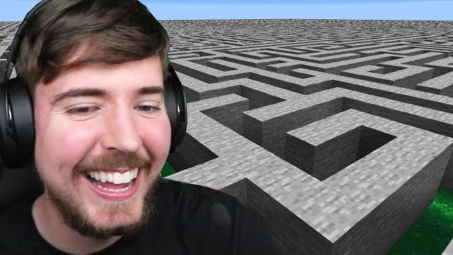 I made 100 players escape an impossible maze! I made 100 players escape an impossible maze!