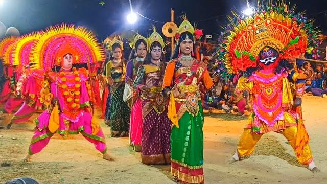 তপন মাহাতোর নতুন ড্রেস পোশাকে/tapan mahato natun dress chhau nach/cho nach/star purulia তপন মাহাতোর নতুন ড্রেস পোশাকে/tapan mahato natun dress chhau nach/cho nach/star purulia