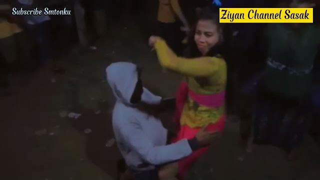Viral joget demi uang harga diripun tiada berarti Viral joget demi uang harga diripun tiada berarti