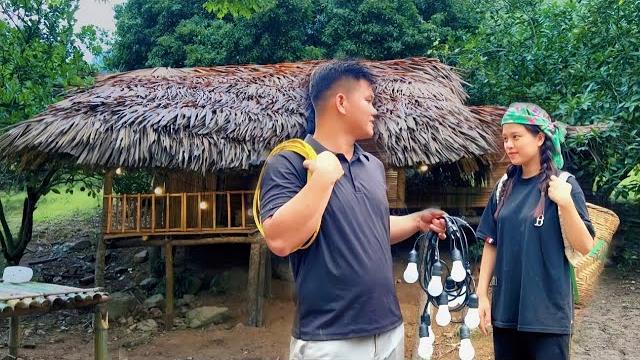 Kind man helps 16-year-old single mother install 220v electricity and repair new house Kind man helps 16-year-old single mother install 220v electricity and repair new house