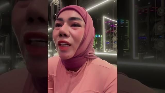 Putri_irawan06 live gym hot abis Putri_irawan06 live gym hot abis
