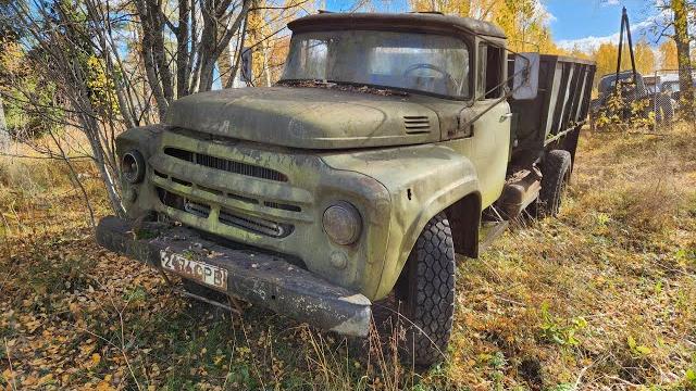 Оживляем зил-130. он стоял 20 лет на заднем дворе! Оживляем зил-130. он стоял 20 лет на заднем дворе!