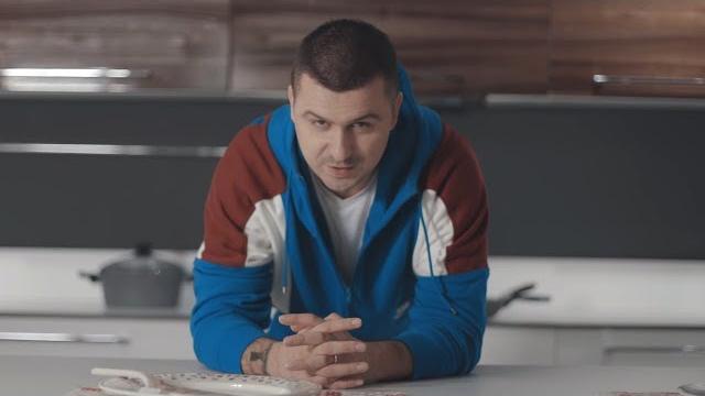 Genc prelvukaj - ylli e hana (official video) Genc prelvukaj - ylli e hana (official video)