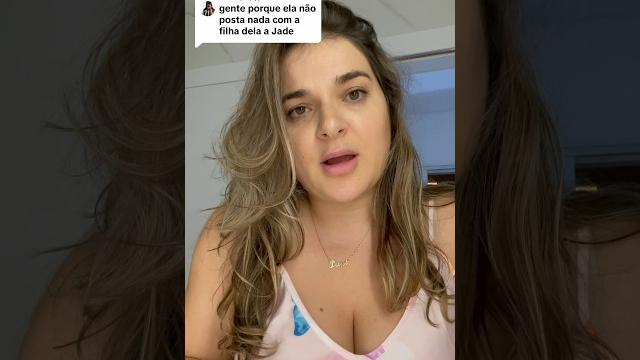 Mostrando a minha filha pela primeira vez Mostrando a minha filha pela primeira vez