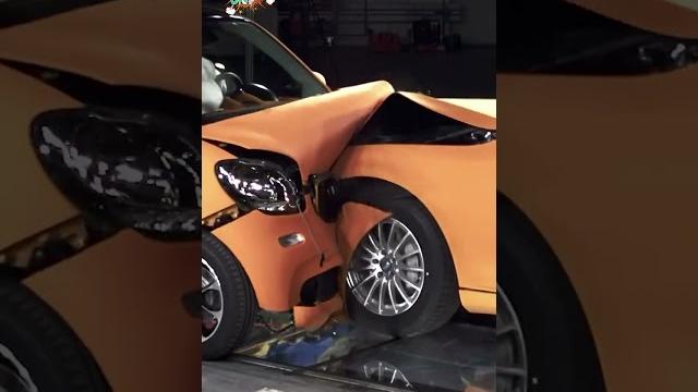 Car crash smart vs mercedes s-class accident test Car crash smart vs mercedes s-class accident test