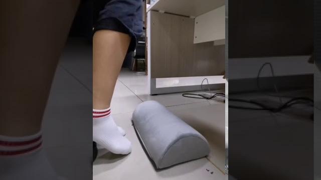Foot pillow Foot pillow