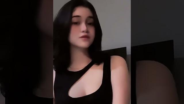 Abg cantik "clara lasut" #hotgirl Abg cantik "clara lasut" #hotgirl