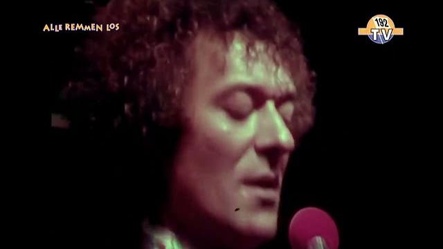 The hollies - long cool woman (in a black dress) - 1972 The hollies - long cool woman (in a black dress) - 1972