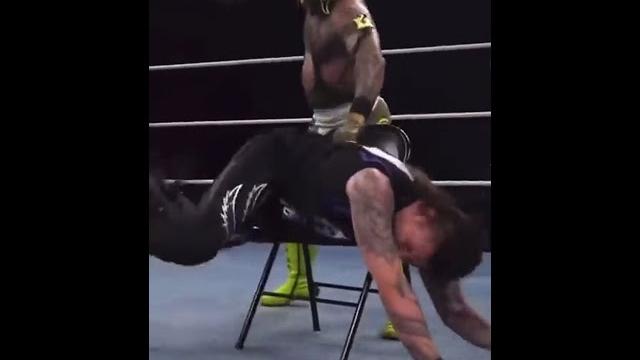 Rey mysterio gives dominik mysterio an a** whooping #wwe #smackdown #raw #wrestling #lwo #wcw Rey mysterio gives dominik mysterio an a** whooping #wwe #smackdown #raw #wrestling #lwo #wcw