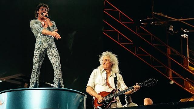 Benson boone with special guest brian may - bohemian rhapsody (live at coachella 2025) Benson boone with special guest brian may - bohemian rhapsody (live at coachella 2025)