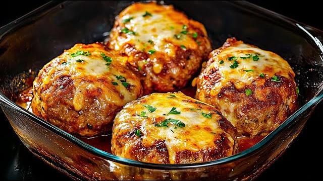 土豆和地面牛肉德国杂志的秘密食谱。美味而简单 土豆和地面牛肉德国杂志的秘密食谱。美味而简单