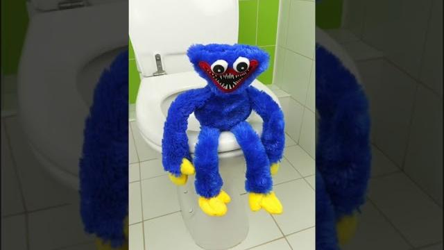 Хаги ваги объелся скитлс skittles #shorts Хаги ваги объелся скитлс skittles #shorts