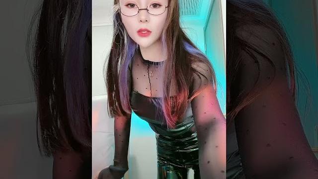 默宝儿小姨️ 快手直播 默宝儿小姨️ 快手直播