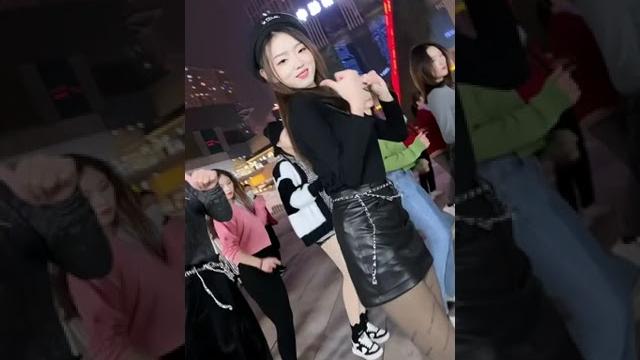 中国女人丝袜 广场舞 #shorts #tiktok #广场舞 中国女人丝袜 广场舞 #shorts #tiktok #广场舞