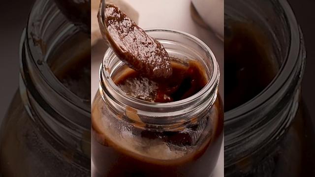 How to make tamarind paste (2 ingredients!) How to make tamarind paste (2 ingredients!)