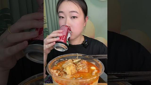 从小喝到大的珍珍真的超好喝#珍珍荔枝汽水 从小喝到大的珍珍真的超好喝#珍珍荔枝汽水