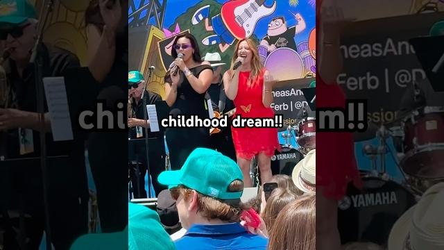 I had no idea this was gonna happen! surprise of a lifetime at the #phineasandferb premiere! I had no idea this was gonna happen! surprise of a lifetime at the #phineasandferb premiere!