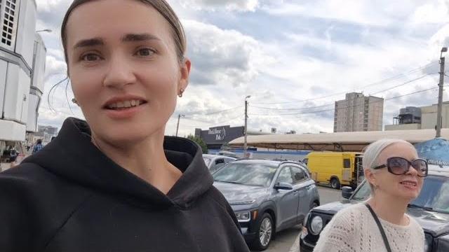 Харьков. свекровь загнобила невестку на рынке Харьков. свекровь загнобила невестку на рынке