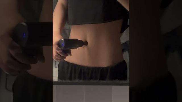 Navel play chinese girl Navel play chinese girl