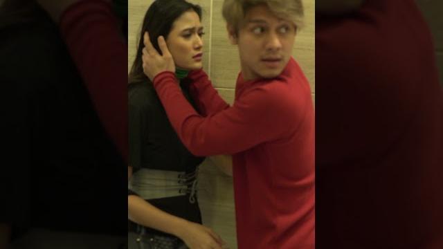 Rizky billar ciuman dengan wanita lain? #shorts #rizkybillar #lestykejora #leslarans Rizky billar ciuman dengan wanita lain? #shorts #rizkybillar #lestykejora #leslarans