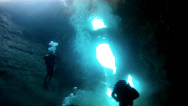 Cave diving ronjenje u pećini Cave diving ronjenje u pećini