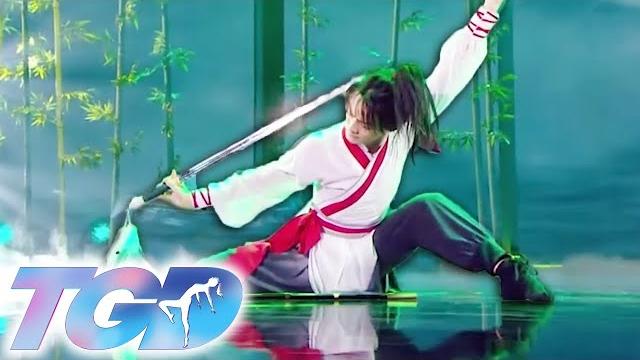 This magnificent sword dance from fang yang fei stuns the audience! | tgd china | live shows week 9 This magnificent sword dance from fang yang fei stuns the audience! | tgd china | live shows week 9