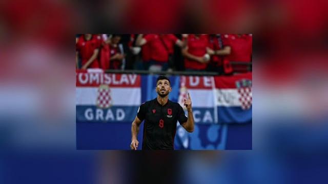 Mc teuzin pv e mc skcot - faz striptease na minha cama (reverb + tiktok remix) 1 hour *perfect loop* Mc teuzin pv e mc skcot - faz striptease na minha cama (reverb + tiktok remix) 1 hour *perfect loop*