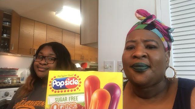 Popsicle challenge mother verses daughter Popsicle challenge mother verses daughter