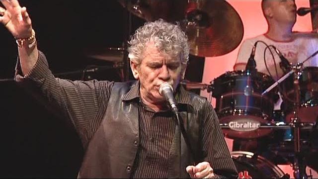 Nazareth - love hurts 2005 live in studio video hd Nazareth - love hurts 2005 live in studio video hd