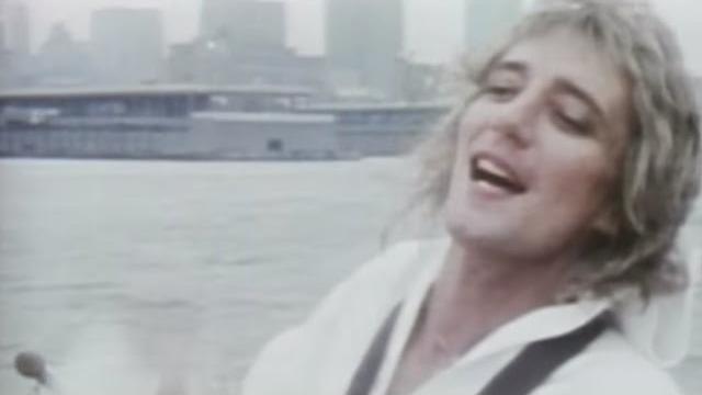 Rod stewart - sailing (official video) Rod stewart - sailing (official video)