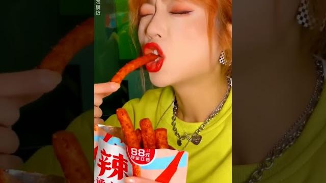 Do you dare to eat chinese latiao? i'm waiting for you to challenge me! #latiao #spicy #spicyfood Do you dare to eat chinese latiao? i'm waiting for you to challenge me! #latiao #spicy #spicyfood