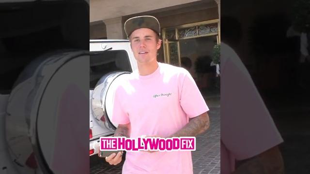 Justin bieber is caught sneaking a cindy kimberly look-a-like into his hotel when hailey isnt around Justin bieber is caught sneaking a cindy kimberly look-a-like into his hotel when hailey isnt around