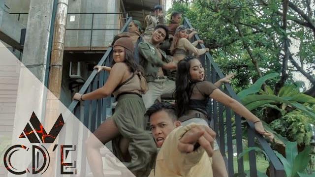 Corps d' elite | rude gyal swing Corps d' elite | rude gyal swing