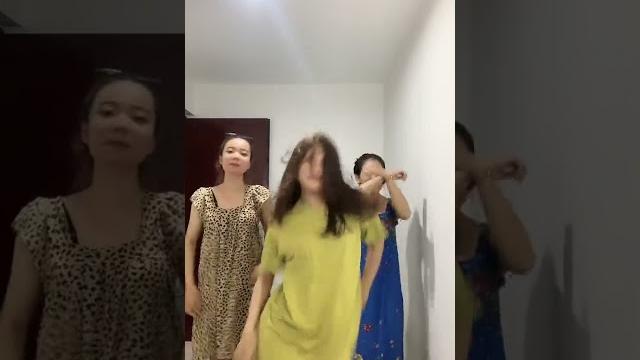 Mak daster beraksi Mak daster beraksi