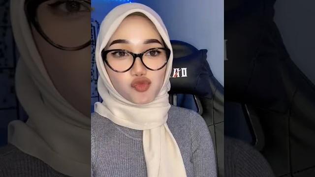 Arrghhh bibir dia Arrghhh bibir dia
