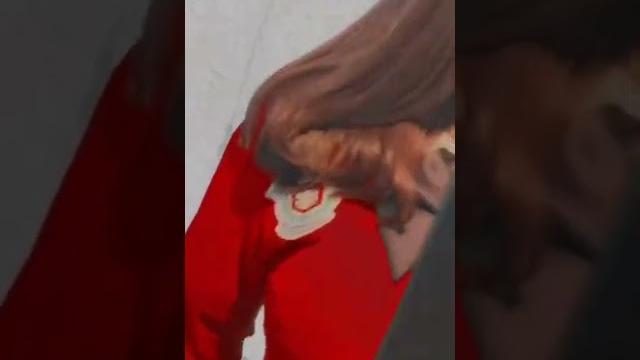 Chica sexy se desnuda frente a la camara Chica sexy se desnuda frente a la camara