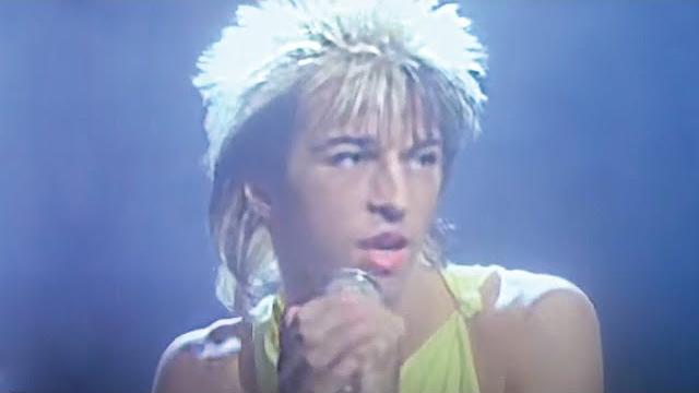 Kajagoogoo - too shy (official music video) Kajagoogoo - too shy (official music video)