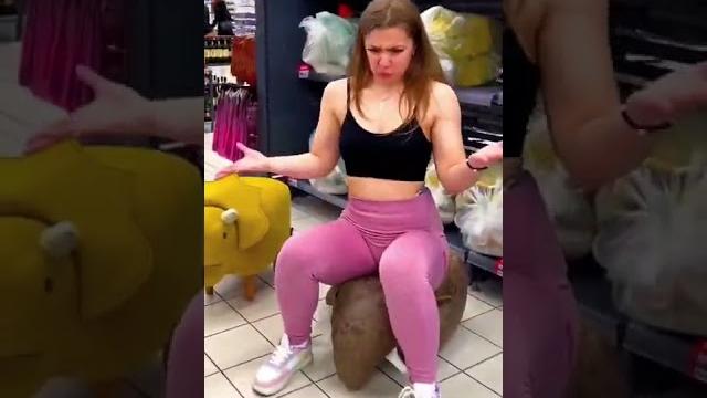 Face sitting#shorts #viral #qylek #shorts Face sitting#shorts #viral #qylek #shorts