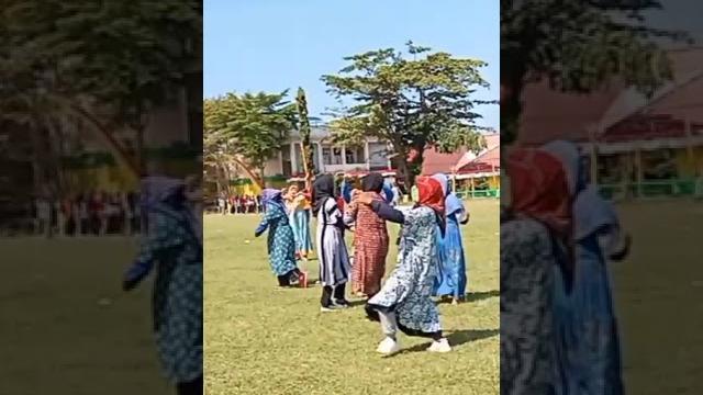 Mak-mak daster bukan main Mak-mak daster bukan main