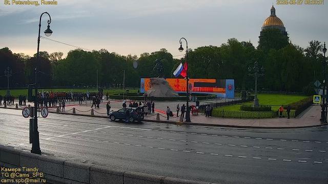 Санкт-петербургу 322, на сенатской пл прошли торжественные мероприятия вместо салюта на день города Санкт-петербургу 322, на сенатской пл прошли торжественные мероприятия вместо салюта на день города
