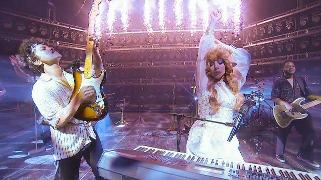 Lady gaga, bruno mars - die with a smile (live in las vegas) Lady gaga, bruno mars - die with a smile (live in las vegas)
